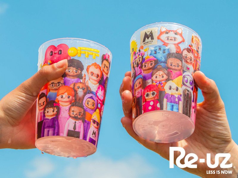 OFFFest vibrante com o design exclusivo da Yippiehey em copos reutilizáveis!