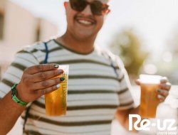 Warm Up Estrella Levante está mais sustentável do que nunca com os copos reutilizáveis Re-uz